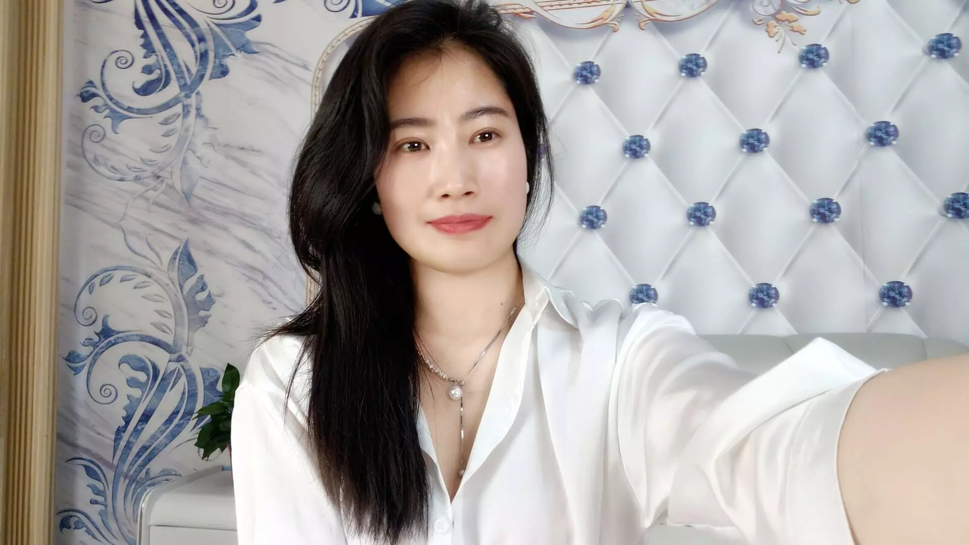 Join DaisyFeng Private Chat